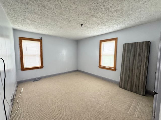 148 McClain Rd, Chippewa Twp, PA 15010