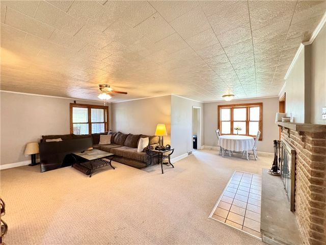 148 McClain Rd, Chippewa Twp, PA 15010