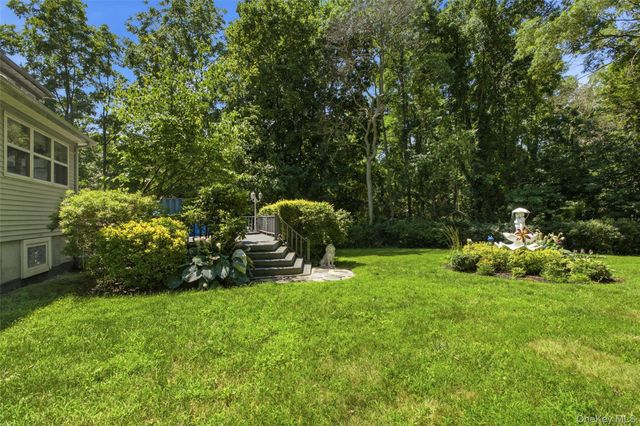 104 Lincoln Boulevard, Hauppauge, NY 11788