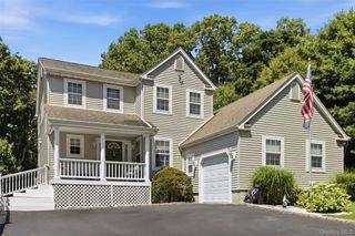 104 Lincoln Boulevard, Hauppauge, NY 11788