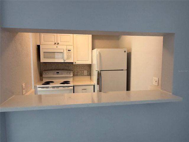 3001 58TH AVENUE S 613, St Petersburg, FL 33712