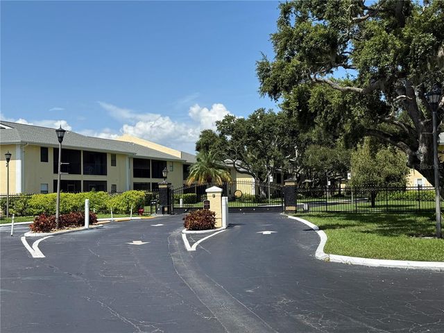 3001 58TH AVENUE S 613, St Petersburg, FL 33712