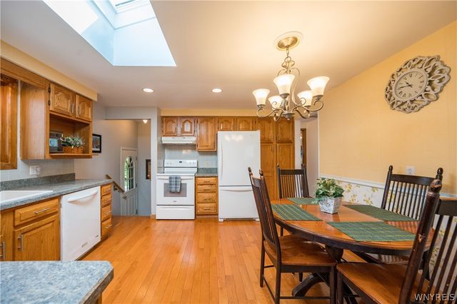 71 Lou Ann Drive, Cheektowaga, NY 14043