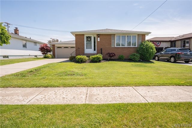 71 Lou Ann Drive, Cheektowaga, NY 14043
