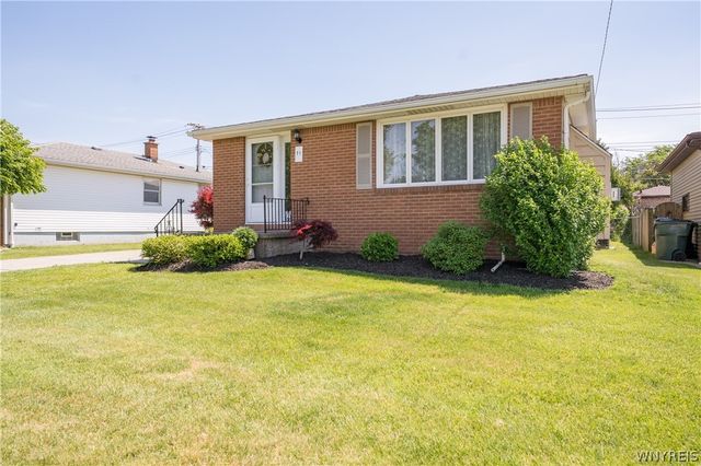 71 Lou Ann Drive, Cheektowaga, NY 14043