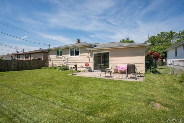 71 Lou Ann Drive, Cheektowaga, NY 14043