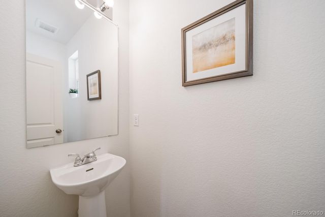12580 E 100th Avenue, Commerce City, CO 80022