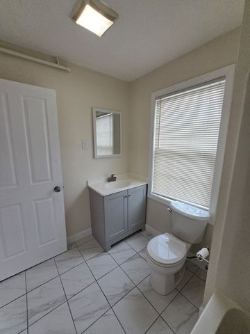 111 Main Street 15R, Peabody, MA 01960