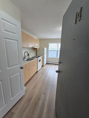 111 Main Street 15R, Peabody, MA 01960