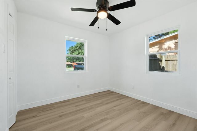 1924 Dunning Street, Irving, TX 75061