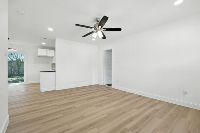 1924 Dunning Street, Irving, TX 75061