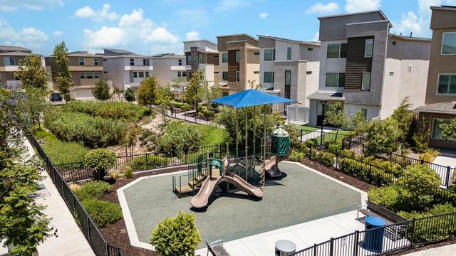 1891 Cosmopolitan Lane 6, Chula Vista, CA 91915