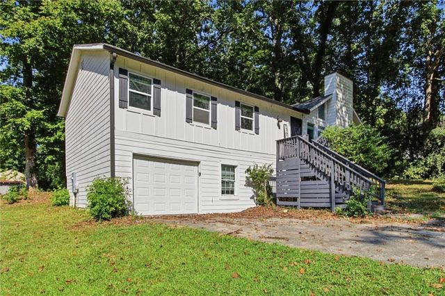 1362 Natchez Trace SW, Marietta, GA 30008