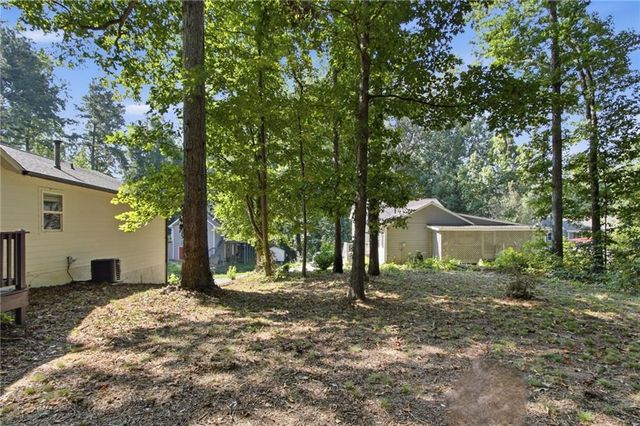 1362 Natchez Trace SW, Marietta, GA 30008