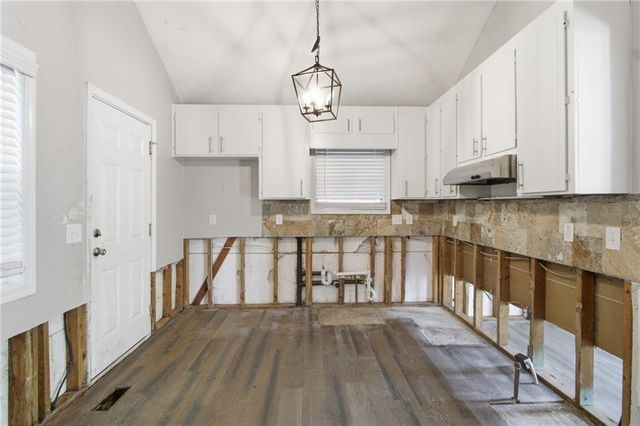 1362 Natchez Trace SW, Marietta, GA 30008