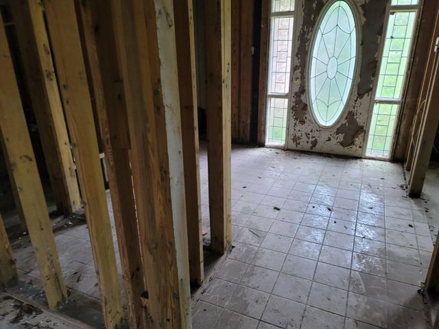 13325 River Oaks Boulevard, Beaumont, TX 77713