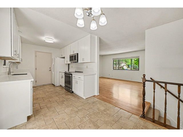 3231 Meadowlark Ave, Fort Collins, CO 80526