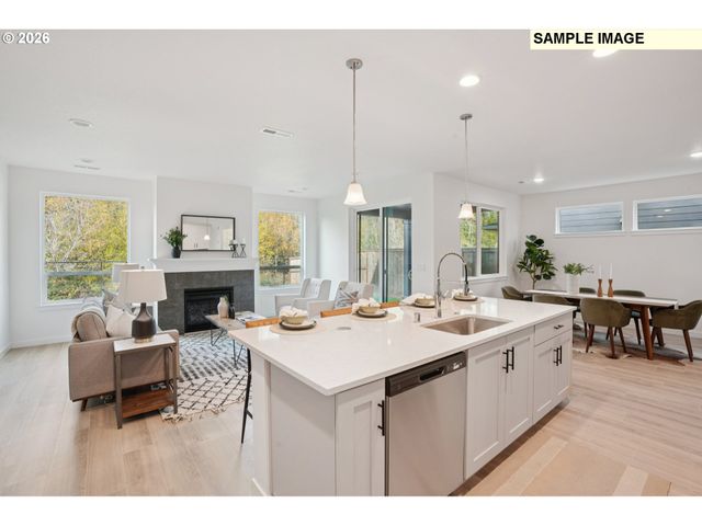 1235 W SPARROW Ave, La Center, WA 98629