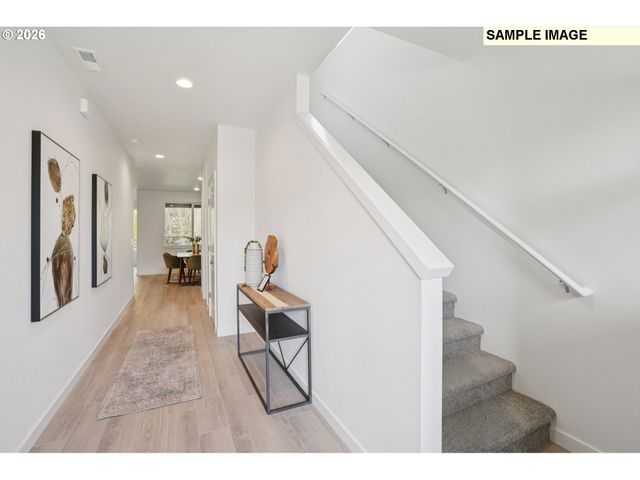 1235 W SPARROW Ave, La Center, WA 98629