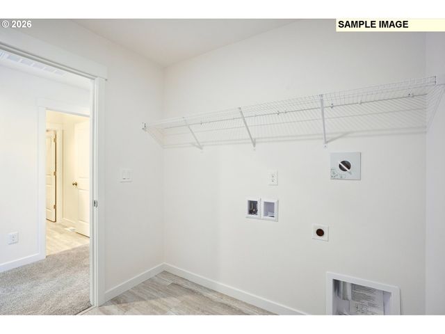 1235 W SPARROW Ave, La Center, WA 98629