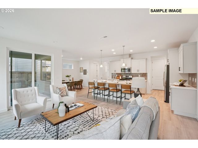 1235 W SPARROW Ave, La Center, WA 98629