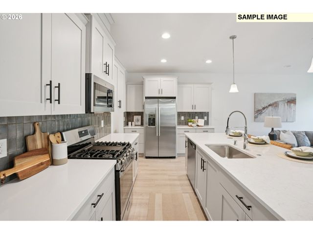 1235 W SPARROW Ave, La Center, WA 98629