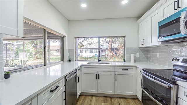 8405 REYNOLDS DRIVE, Hudson, FL 34667