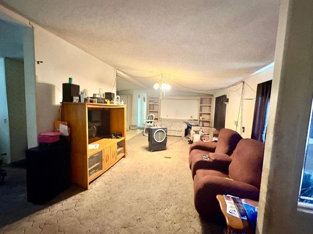 1547 S Adelbert Ave, Stockton, CA 95215