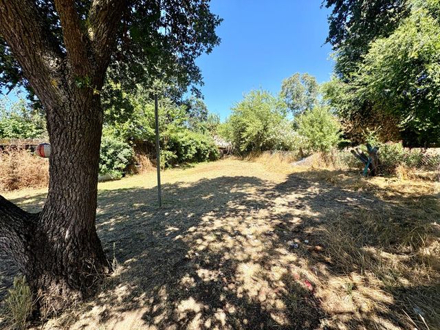 1547 S Adelbert Ave, Stockton, CA 95215