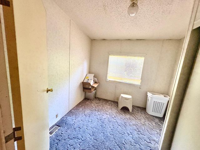 1547 S Adelbert Ave, Stockton, CA 95215