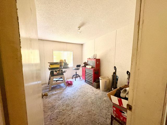 1547 S Adelbert Ave, Stockton, CA 95215