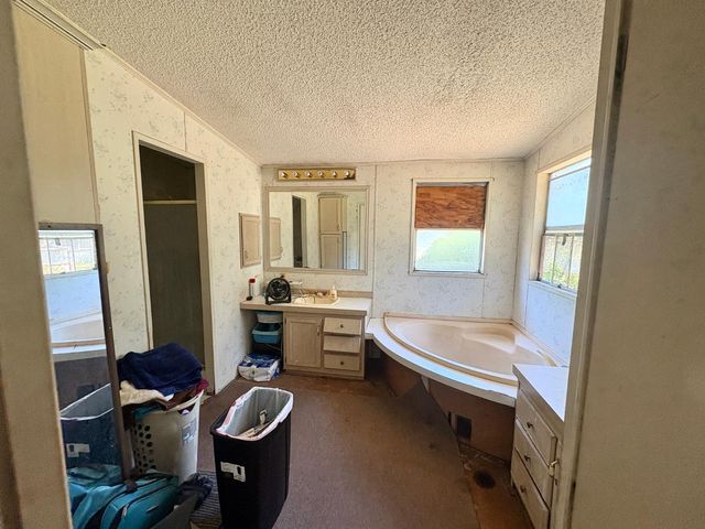 1547 S Adelbert Ave, Stockton, CA 95215