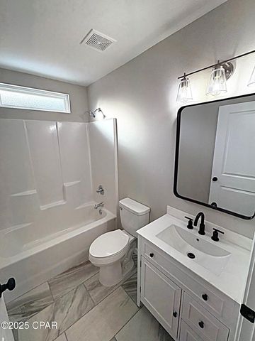 4906 Blue Sky Way, Marianna, FL 32446