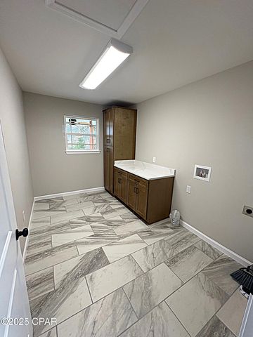 4906 Blue Sky Way, Marianna, FL 32446