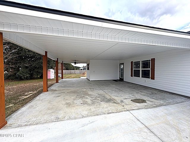 4906 Blue Sky Way, Marianna, FL 32446