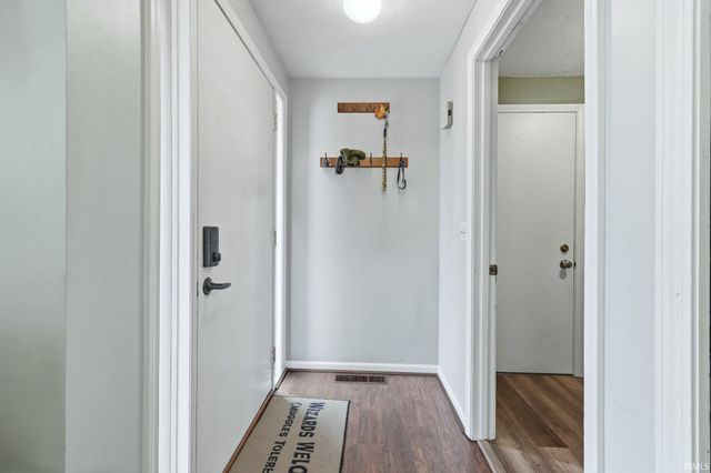 7927 Willowwood Drive, Fort Wayne, IN 46835