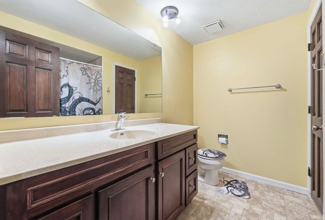 7927 Willowwood Drive, Fort Wayne, IN 46835