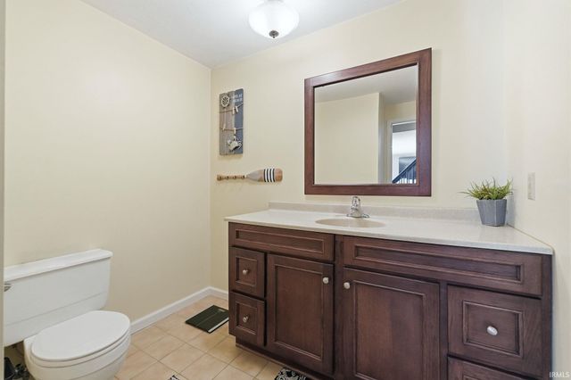 7927 Willowwood Drive, Fort Wayne, IN 46835