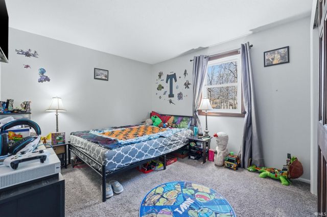 7927 Willowwood Drive, Fort Wayne, IN 46835