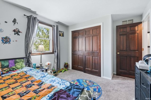 7927 Willowwood Drive, Fort Wayne, IN 46835