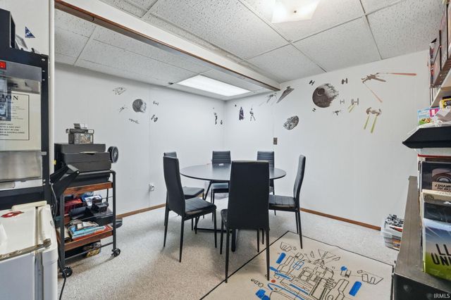 7927 Willowwood Drive, Fort Wayne, IN 46835