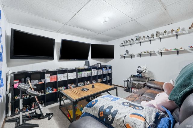 7927 Willowwood Drive, Fort Wayne, IN 46835