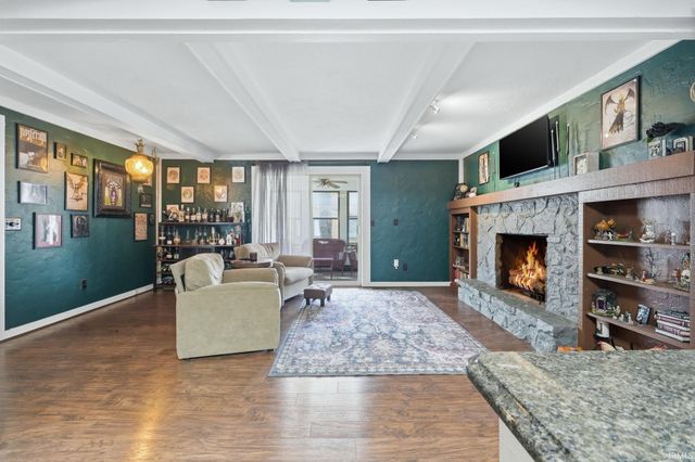 7927 Willowwood Drive, Fort Wayne, IN 46835