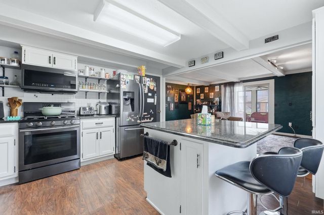 7927 Willowwood Drive, Fort Wayne, IN 46835