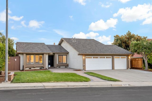 3014 Creek Estates Court, San Jose, CA 95135