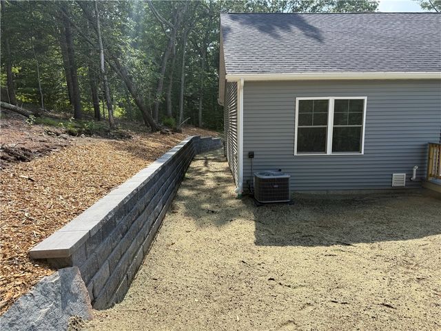 50 Hope Furnace Road, Coventry, RI 02816