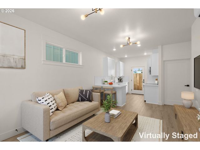 5230 Se Knapp, Portland, OR 97206