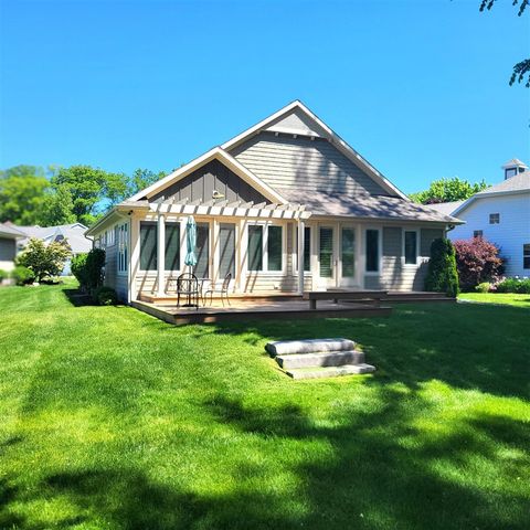 318 Morning Walk Path, Benton Harbor, MI 49022