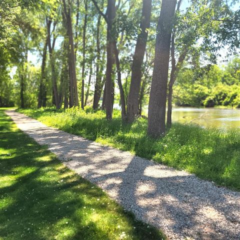 318 Morning Walk Path, Benton Harbor, MI 49022