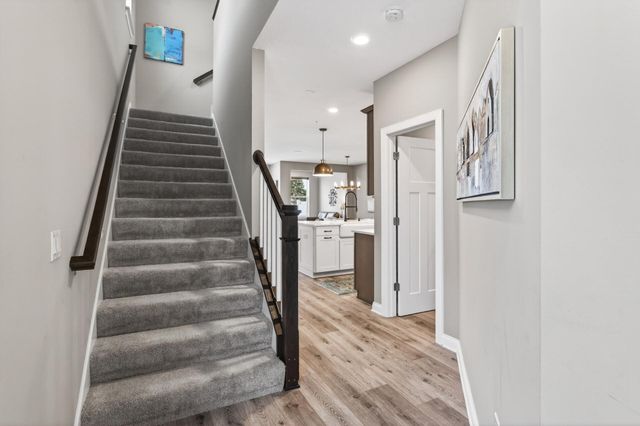 5170 94th Lane N, Brooklyn Park, MN 55443